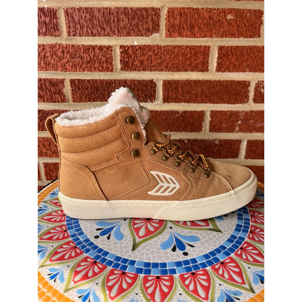 Cariuma Caturi Men's 10.5 Vegan Suede Shearling Sneaker Boots Skater